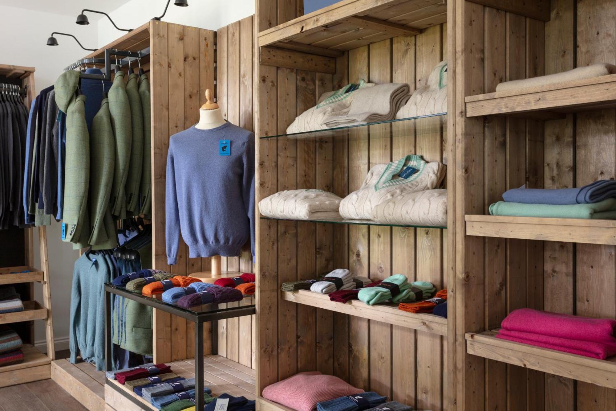 Schloss Roxburghe, Part Of Destination By Hyatt Exterior foto The interior of a clothing store